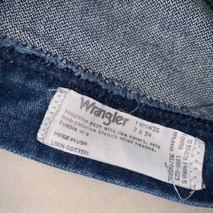 Wrangler Shorts - Wrangler jean shorts fit size 2-4 Wrangler Shorts - Wrangler jean shorts fit size 2-4